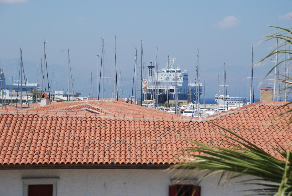 Marina Sahil Hotel Çeşme Extérieur photo