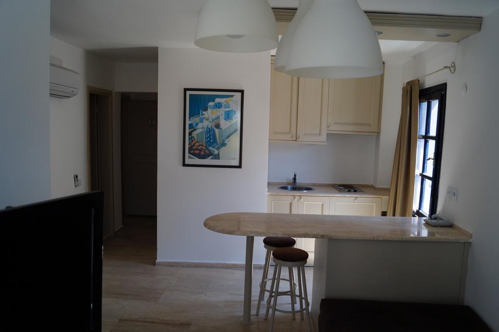 Marina Sahil Hotel Çeşme Extérieur photo
