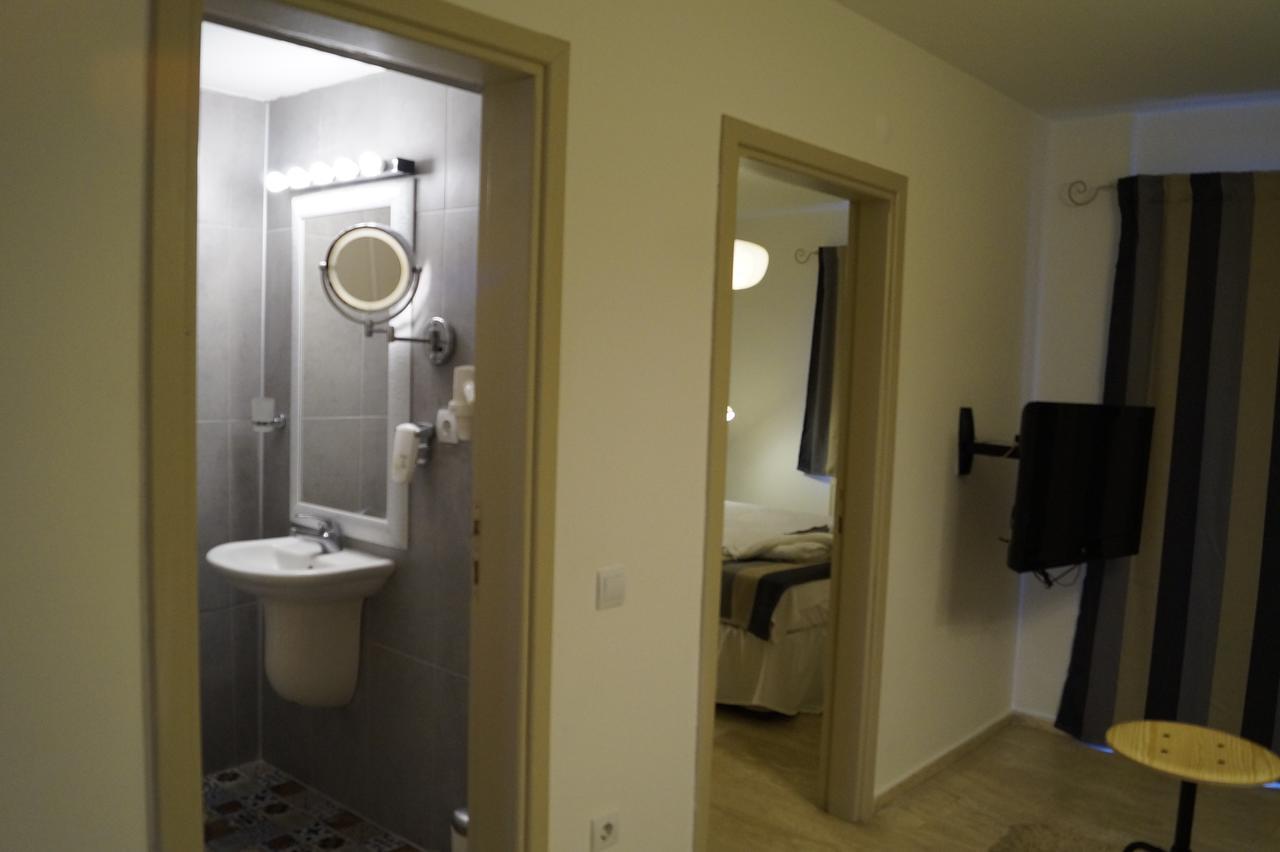 Marina Sahil Hotel Çeşme Extérieur photo