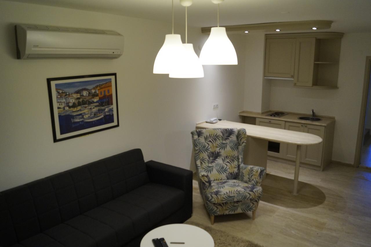 Marina Sahil Hotel Çeşme Extérieur photo